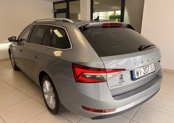 Skoda Superb cena 113500 przebieg: 118549, rok produkcji 2019 z Kunów małe 172